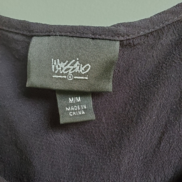 Black Fringe Top - Picture 3 of 4